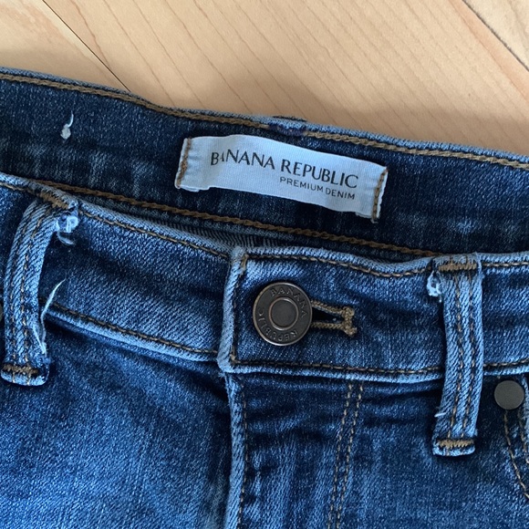 Banana Republic skinny ankle jeans. Very good gently loved condition. - Picture 4 of 7